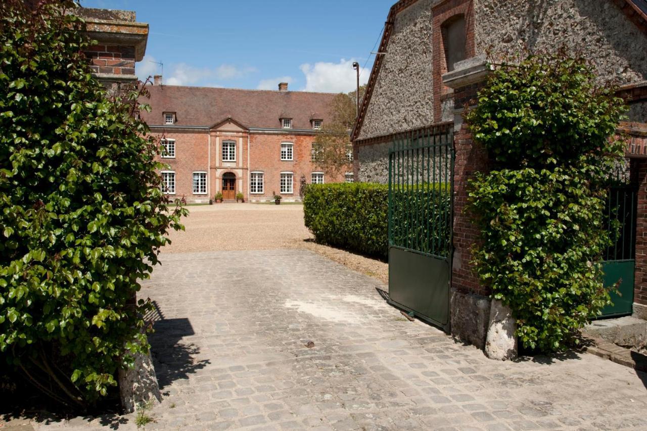 Le Gite Du Prieure Dans Un Coin De Campagne Bilheux ภายนอก รูปภาพ